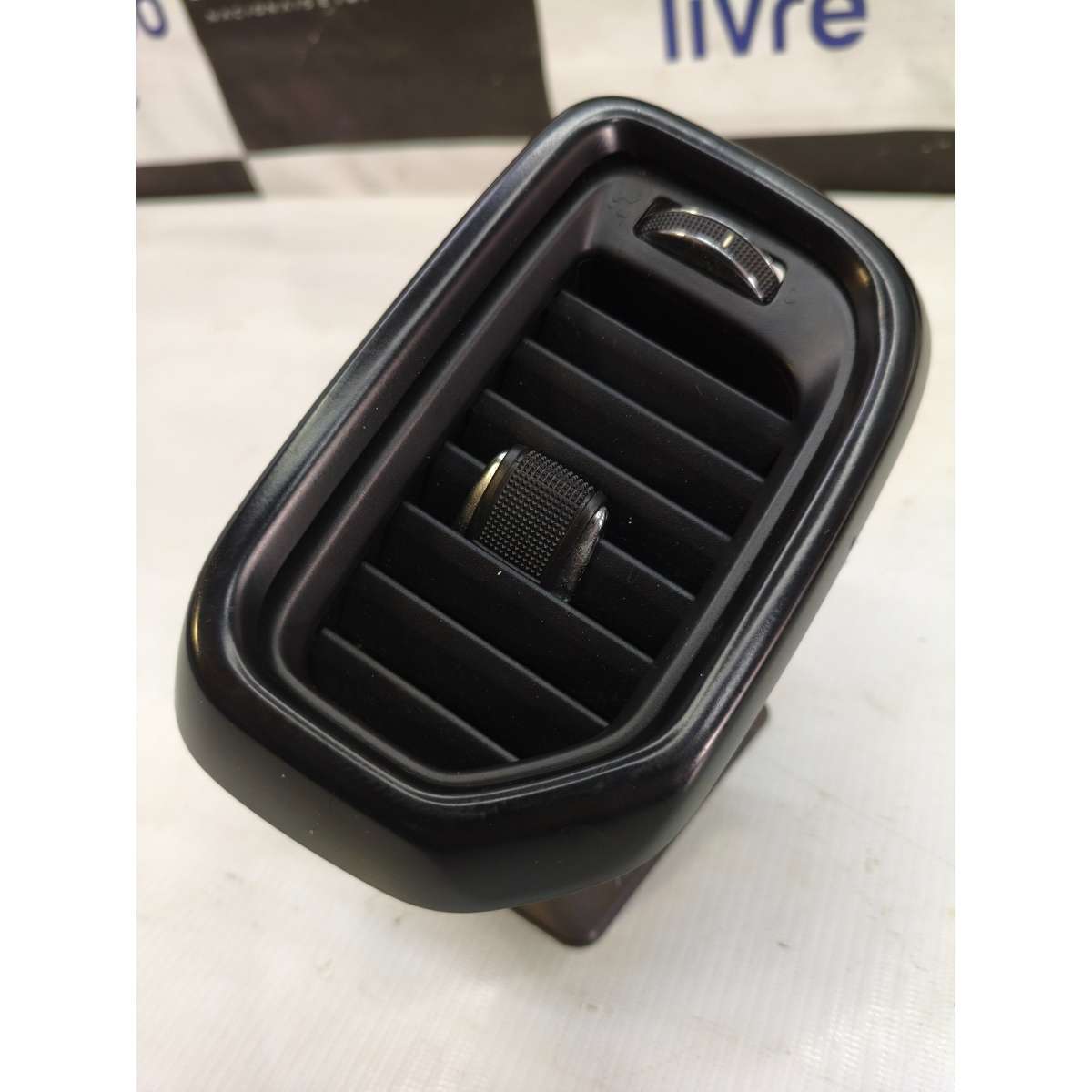 Difusor Ar Lateral Direito Fiat Toro 16/21 100231737 - Imagem 2
