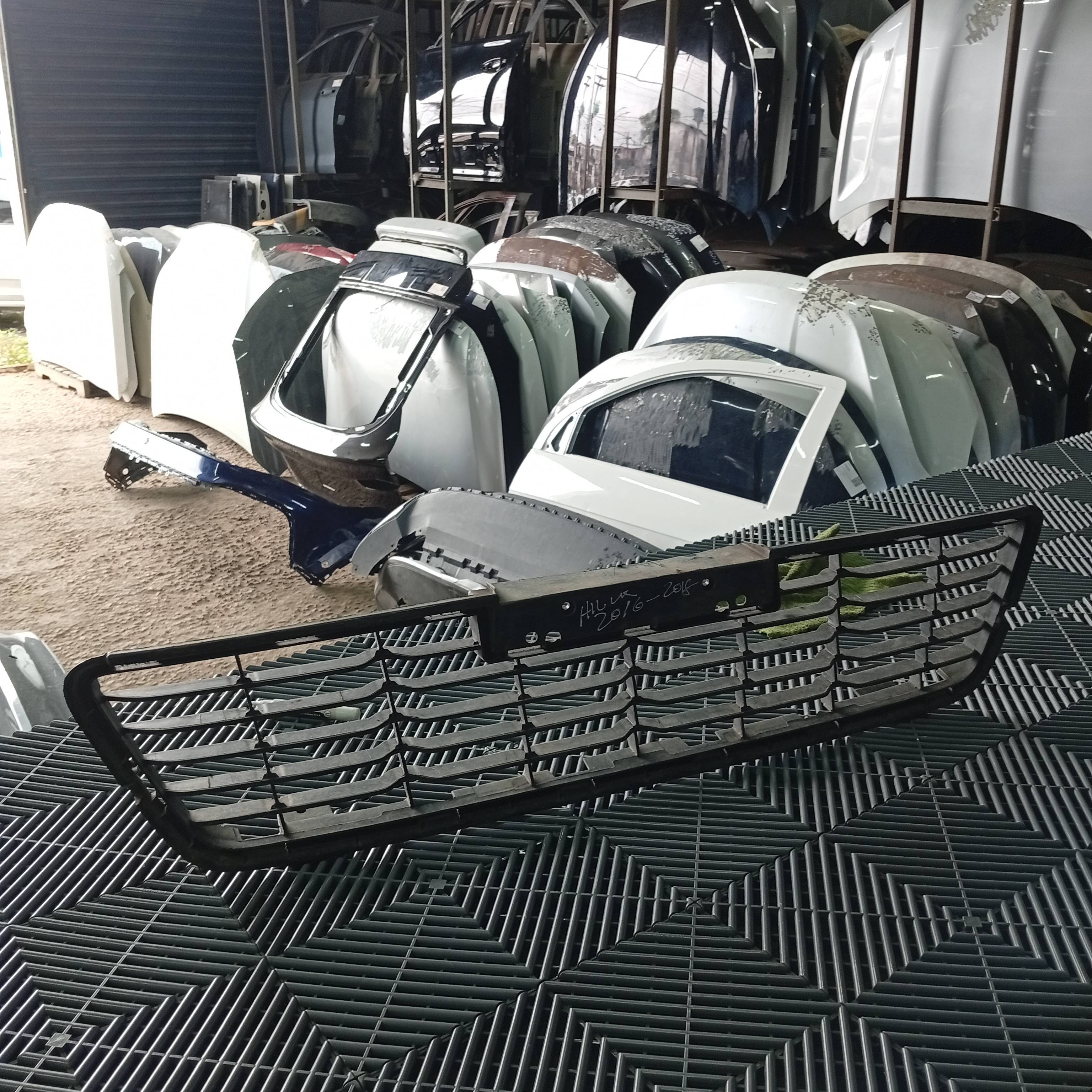 Grade Inferior Toyota Hilux 2015 2016 2017 - Imagem 2