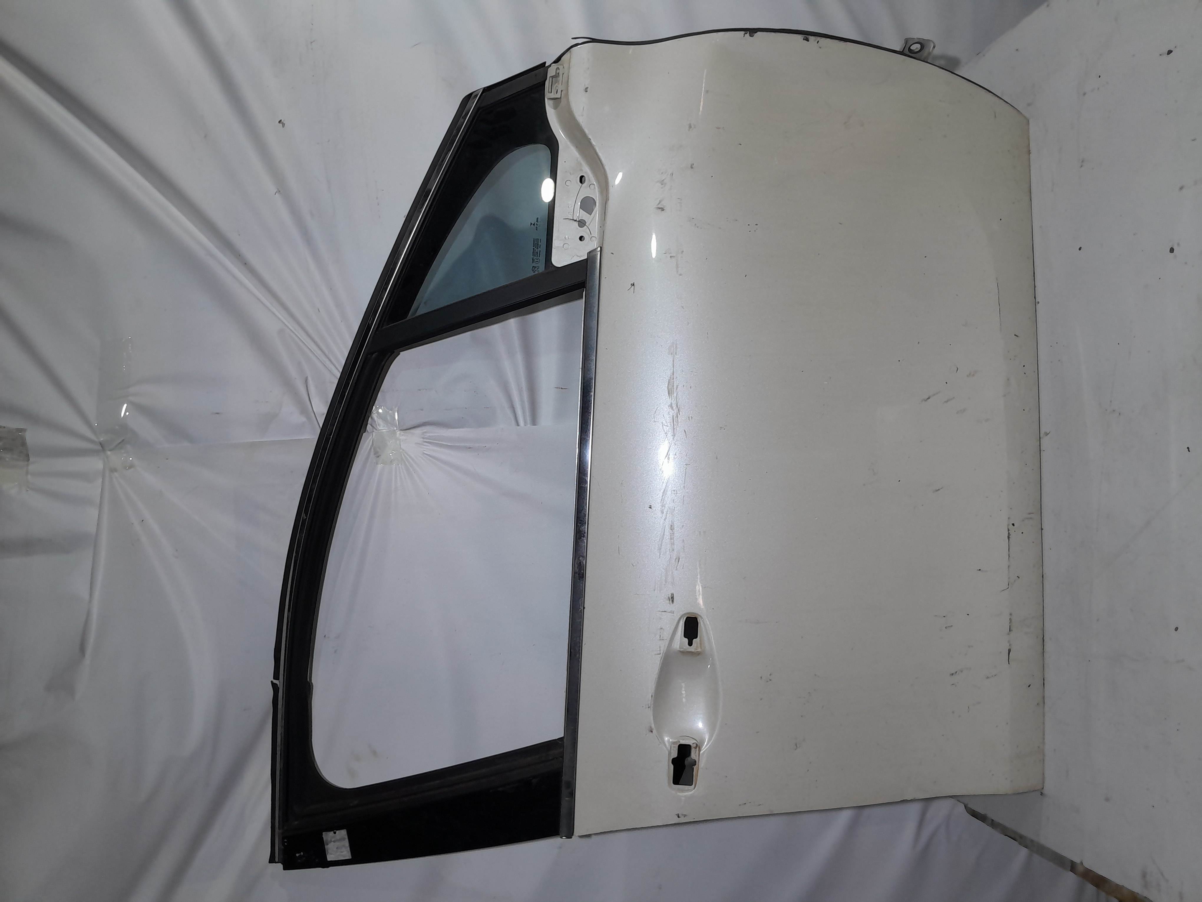 PORTA DIANTEIRA LD 208 (BRANCA)