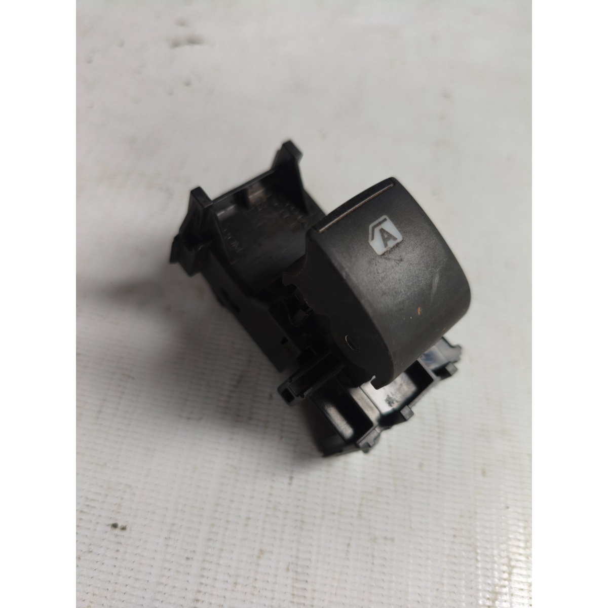 Interruptor Vidro Dian Dir Hilux Sw4 16/23 848100D300 - Imagem 2