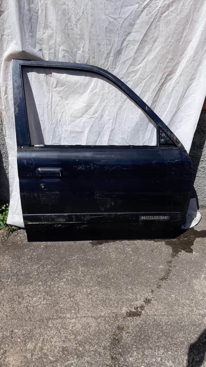 PORTA DIANT L200 LD 4P PRETA