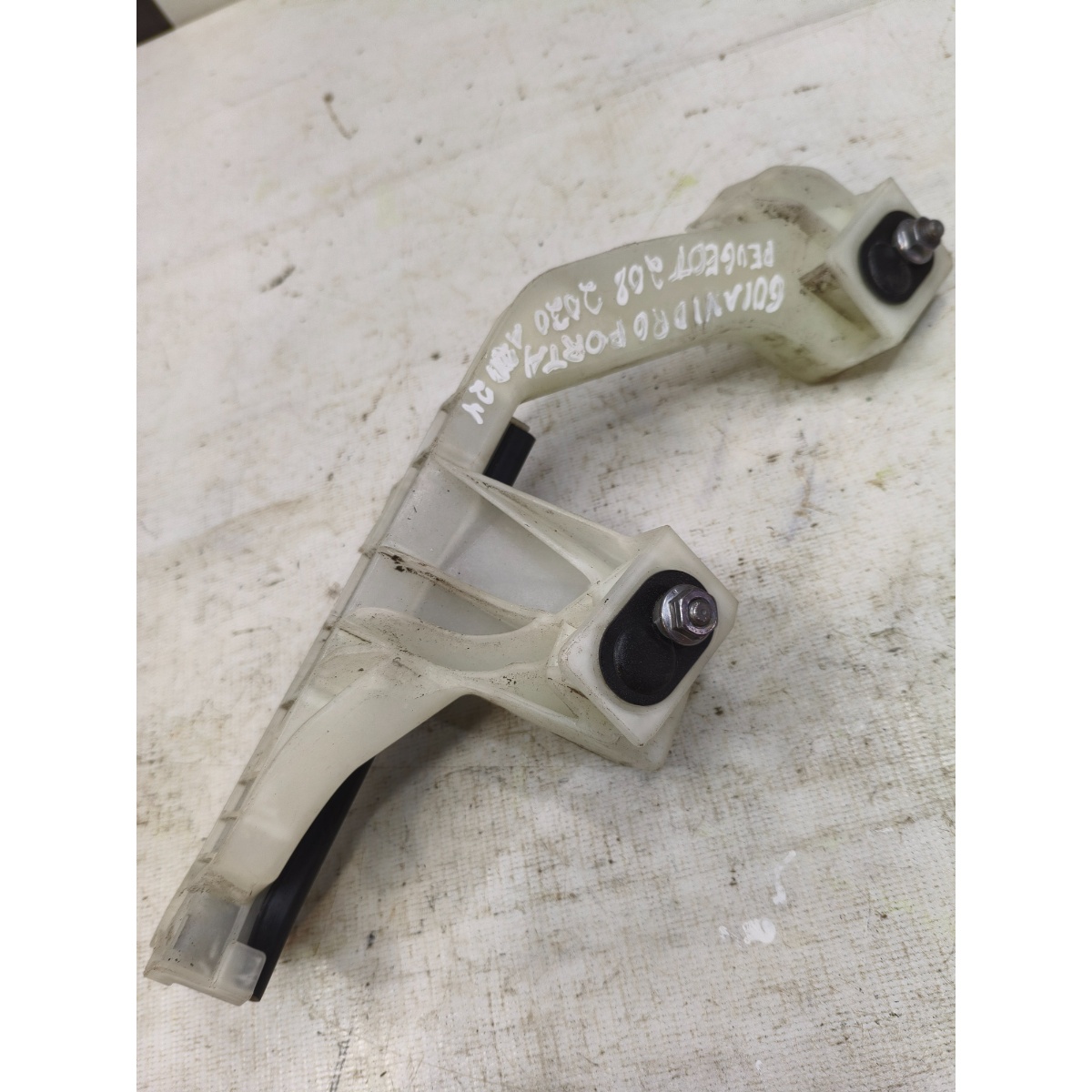 Guia Vidro Porta Peugeot 208 2020 A 2024 9823206080 - Imagem 3