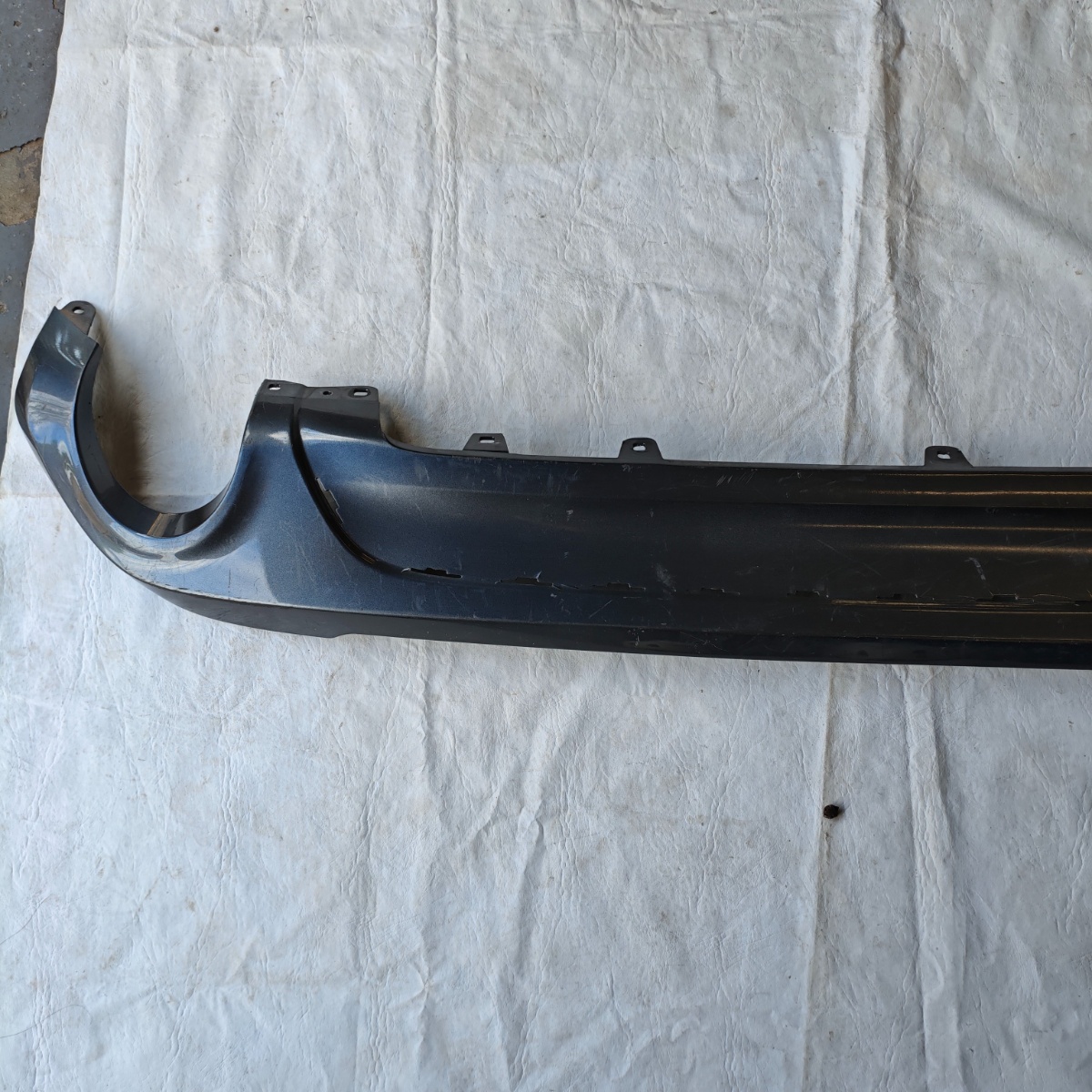 Moldura do Parachoque Traseiro BMW X1 2016 ate 2020 - Imagem 4