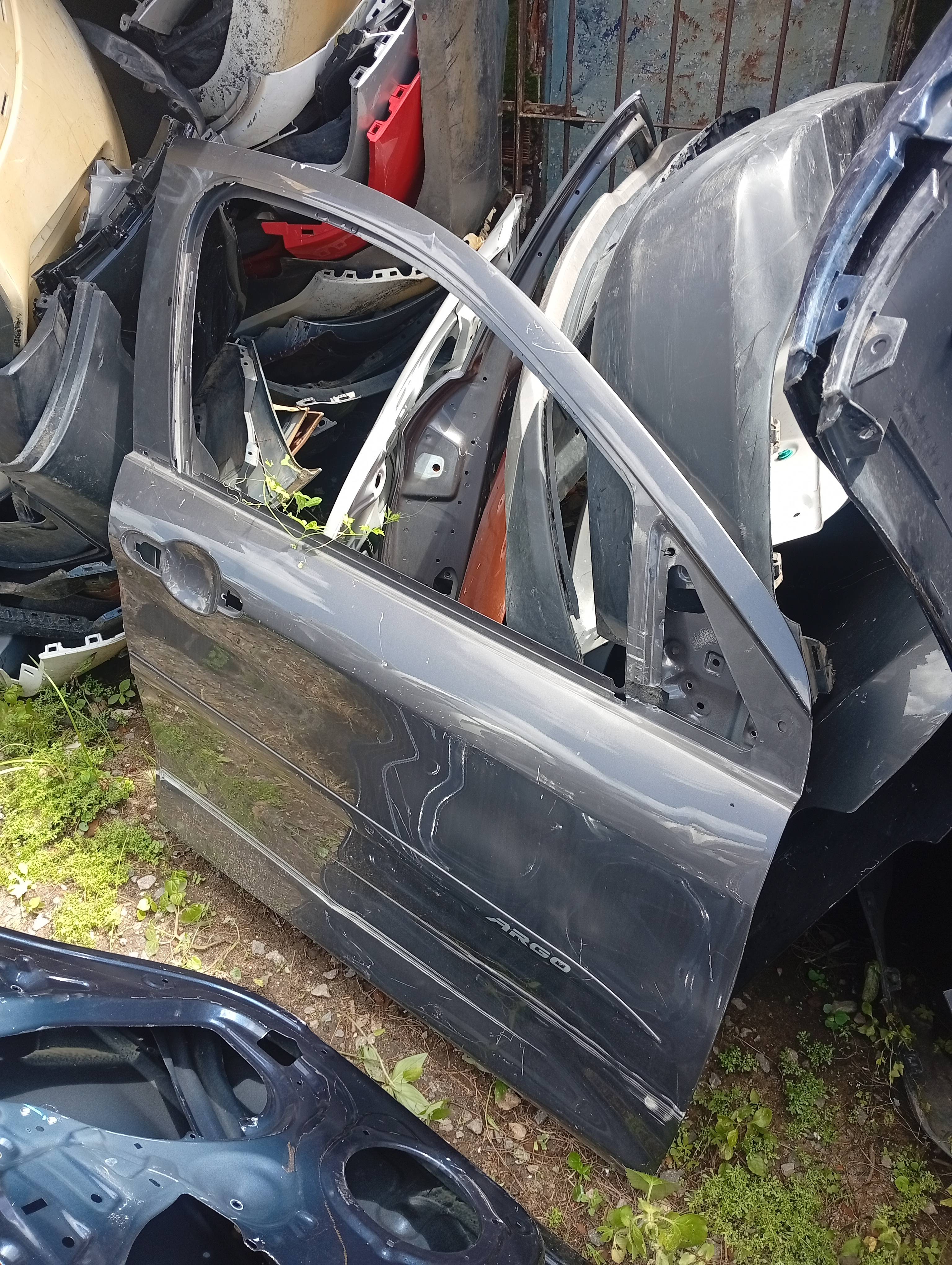 Porta Dianteira Fiat Argo