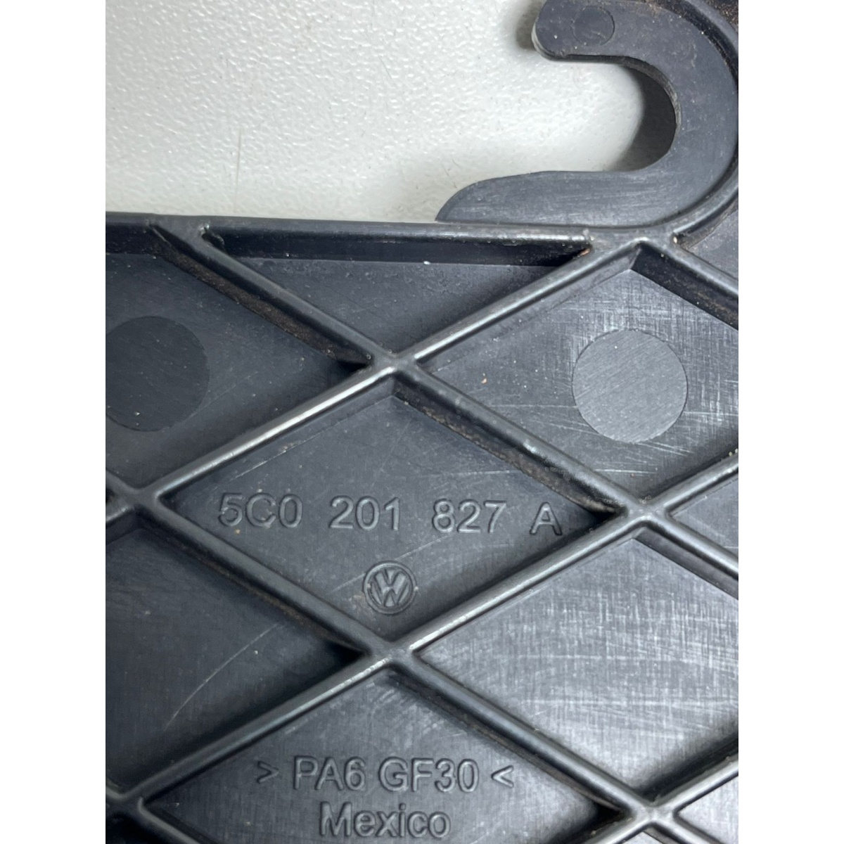 Chapa De Retensão Vw Jetta 2011/2017 (Usado) 5c0201827a - Imagem 5