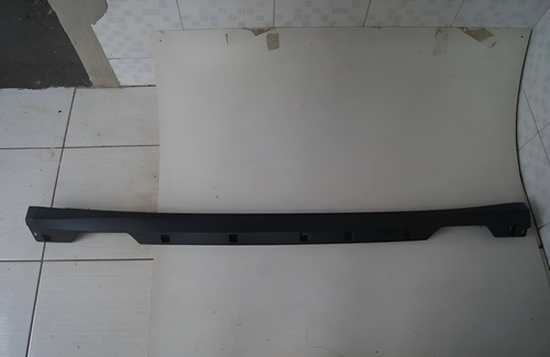 Spoiler Moldura Lateral Tracker 20/22 Lado Direito E Esquerd Preto