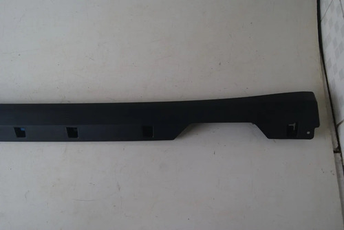 Spoiler Moldura Lateral Tracker 20/22 Lado Direito E Esquerd Preto - Imagem 2