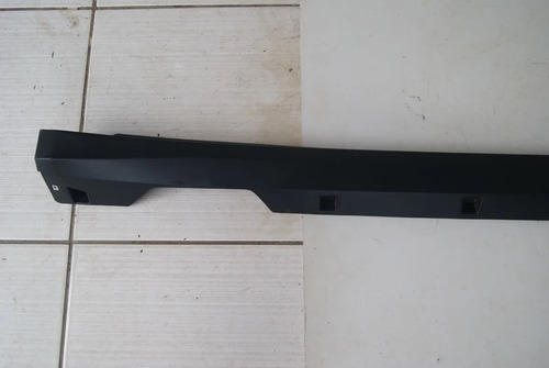 Spoiler Moldura Lateral Tracker 20/22 Lado Direito E Esquerd Preto - Imagem 3