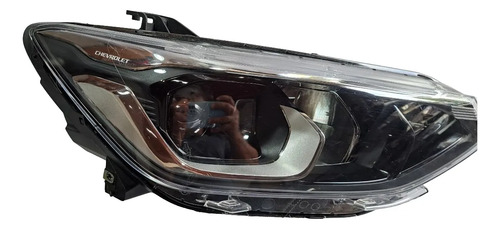 Farol Tracker 2021 2022 2023 Lado Direito - Imagem 4