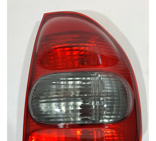 Lanterna Traseira Corsa Sedan 2000 Ate 2009 Fume Ld. Direito Direito Fumê - Imagem 3