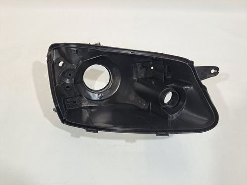 Carcaça Do Farol Classic 2011 Ate 2016 Lado Direito - Imagem 2