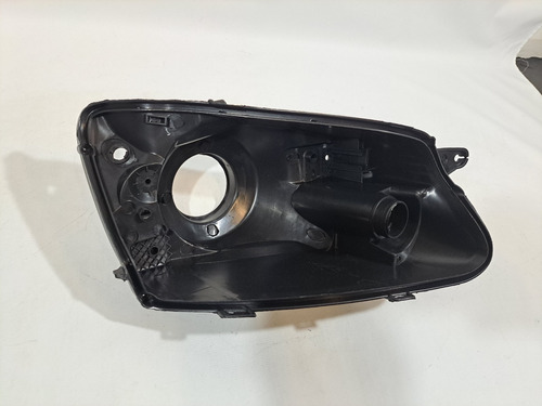 Carcaça Do Farol Classic 2011 Ate 2016 Lado Direito - Imagem 3