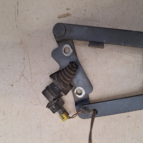 Braço Dobradiça Do Capo Santana Original Direito - Imagem 4