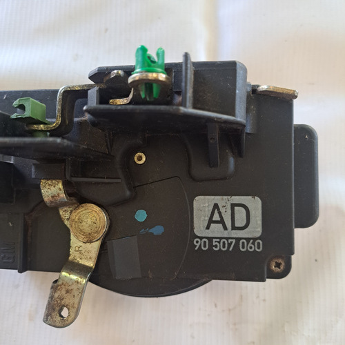 Fechadura Dianteira Direita Do Vectra 1997 A 2005 - Imagem 4