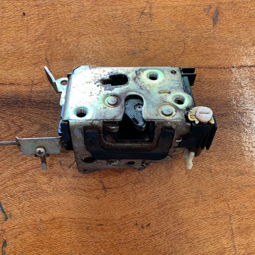 Fechadura Com Puxador Porta Traseira Direita Palio 96 A 2000 - Imagem 5