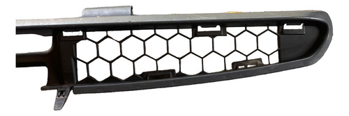 Grade Frontal  Renault Clio 2001/2003 8200050533a Original Preto - Imagem 3