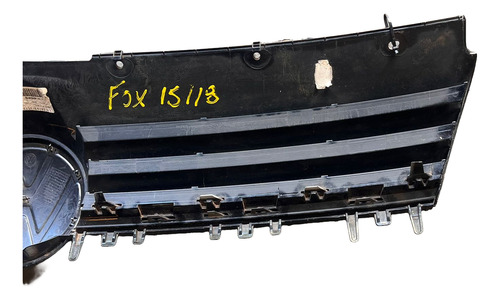 Grade Dianteira Fox 2015 2016 2017 2018 Original Preto - Imagem 5