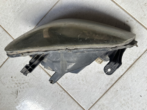 Farol Celta Prisma Lado Esquerdo 2007 Ate 2012 Usado Detalhe Esquerdo/motorista - Imagem 2