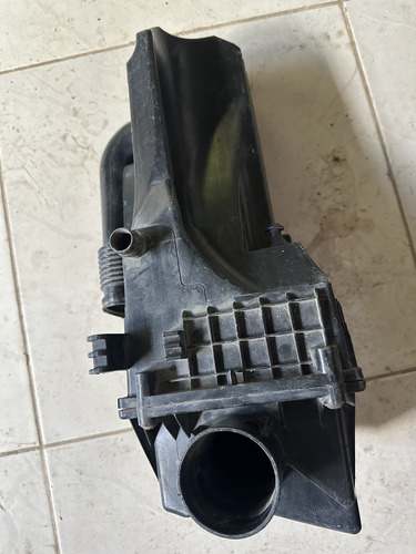 Caixa Filtro Ar Ford Ka 1.0 3cc 12v 10/20 E3b19600bb Usado - Imagem 3