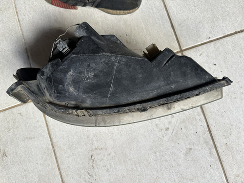 Farol Celta Prisma Lado Esquerdo 2007 Ate 2012 Usado Detalhe Esquerdo/motorista - Imagem 4