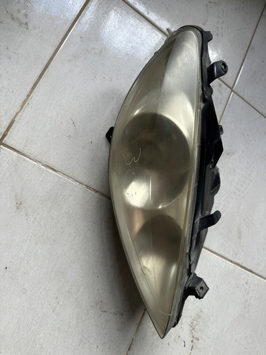 Farol Esquerdo Do Peugeot 307 2001/2004 Usado Com Detalhes Esquerdo/motorista