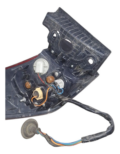 Lanterna Traseira Direita Toyota Hilux Sw4 2016 A 2018. Direito/passageiro Vermelho - Imagem 2