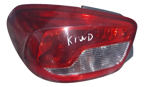Lanterna Traseira Esquerda Renault Kwid 2017 A 2022. Esquerdo/motorista Vermelho