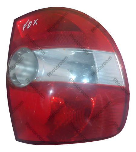 Lanterna Traseira Esquerda Volks Fox 2004 A 2009. Esquerdo/motorista Vermelho