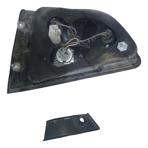 Lanterna Tampa Traseira Fiat Gran Siena 2012 A 2018. Esquerdo/motorista Vermelho - Imagem 2