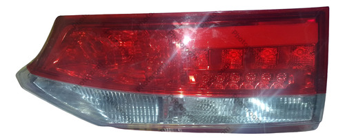 Lanterna Tampa Traseira Esquerda Toyota Corolla 2014 A 2017. Esquerdo/motorista Vermelho