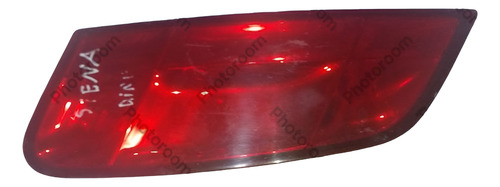 Lanterna Tampa Traseira Direita Fiat Siena 2004 A 2008. Direito/passageiro Verme
