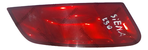 Lanterna Tampa Traseira Esuquerda Fiat Siena 2004 A 2007. Esquerdo/motorista Vermelho
