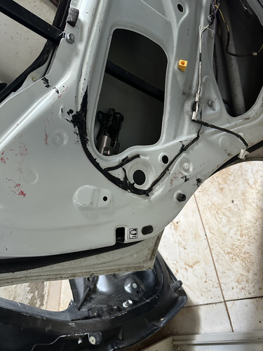 Porta Toyota Sw4 Carro/caminhonete - Lado Direito Traseira Esquerda Prateado - Imagem 7