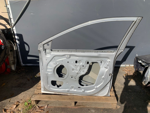 Porta Dianteira Direita Chevrolet Onix 2012 A 2020  Original Dianteira Esquerdo Original Dianteira - Imagem 4