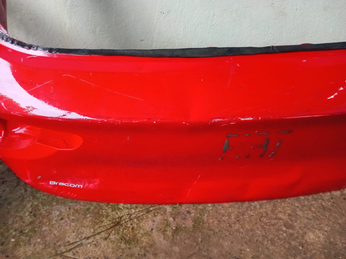 Tampa Traseira Fiat Argo Original Vermelha - Usada 52216153 Vermelha - Imagem 3