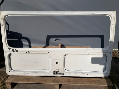 Tampa Traseira Kombi Vw Original Usada 1976/2013 Branca - Imagem 3