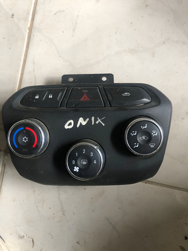 Comando Ar Condicionado Gm Onix Prisma Ano 2013 A 2019