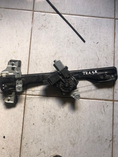 Máquina De Vidro Porta Dianteira Tracker 14 A 2019 (usado) - Imagem 2