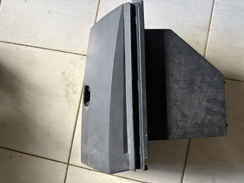 Porta Luvas Renault Megane 8200485867 Usado Com Detalhes