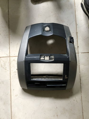 Moldura Central Difusor Ar Nissan Livina 2009/14 Orig