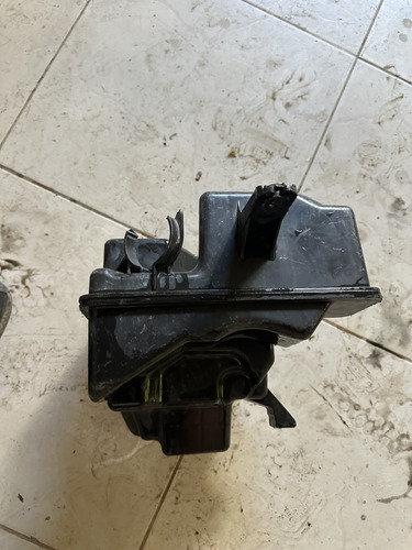 Caixa Filtro De Ar Honda Civic 1996 A 99 00 2000 1.6 (usado) Preto - Imagem 4