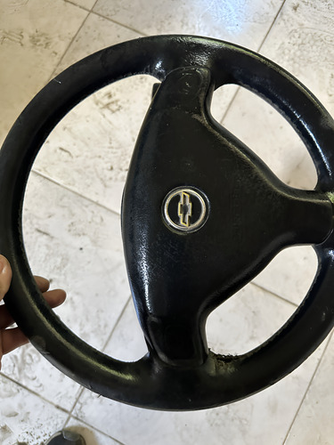 Volante Astra Belga C/ Tranca De Chave E Coluna - C/ Detalhe Preto