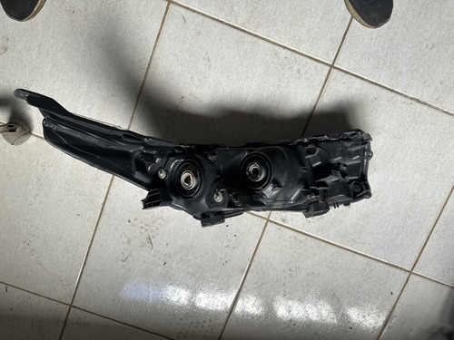 Farol Toyota Corolla Esquerdo 2014 A 2017 Usado Com Detalhes Esquerdo/motorista - Imagem 5