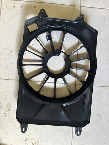 Defletor/carenagem Da Ventoinha Do Radiador Valeo 519152290 - Imagem 1