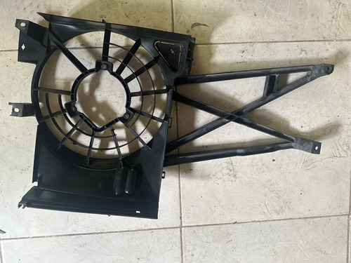 Defletor Do Condensador Do Ar Condicionado Vectra Usado - Imagem 3