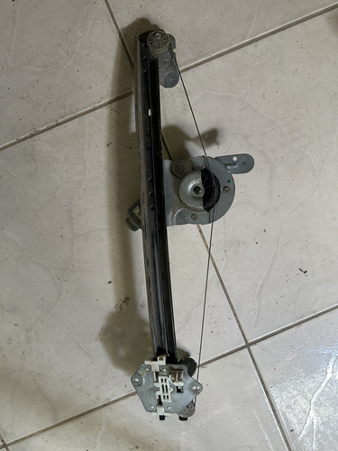 Elevador Elétrico Renault Duster Oroch 400726g Usado - Imagem 2