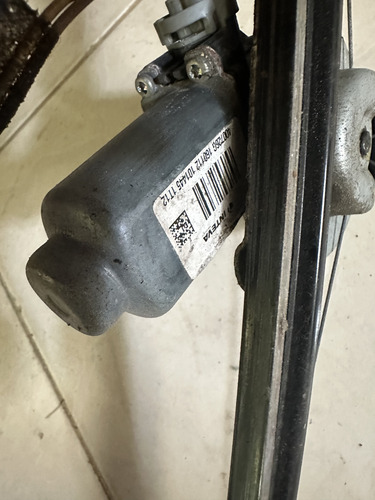 Elevador Elétrico Renault Duster Oroch 400726g Usado - Imagem 4