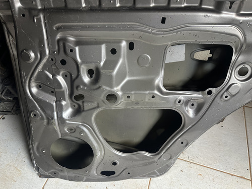 Porta Traseira Direita Toyota Yaris Hatch 2018-2023 Original Traseira Direita Cinza-escuro - Imagem 7