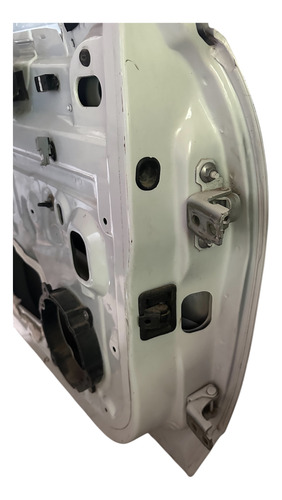 Porta Dianteira Esquerda Renault Captur Usada Branca Dianteira Esquerdo Cinza - Imagem 5