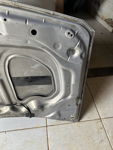 Capo Dianteiro Megane 2007 Sedan (usado) Com Detalhes Cinza - Imagem 7